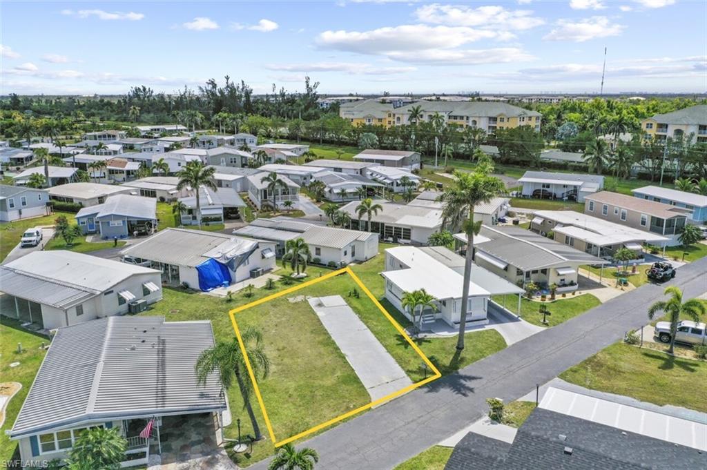 THUNDERBIRD MOBILE HOMES - Land
