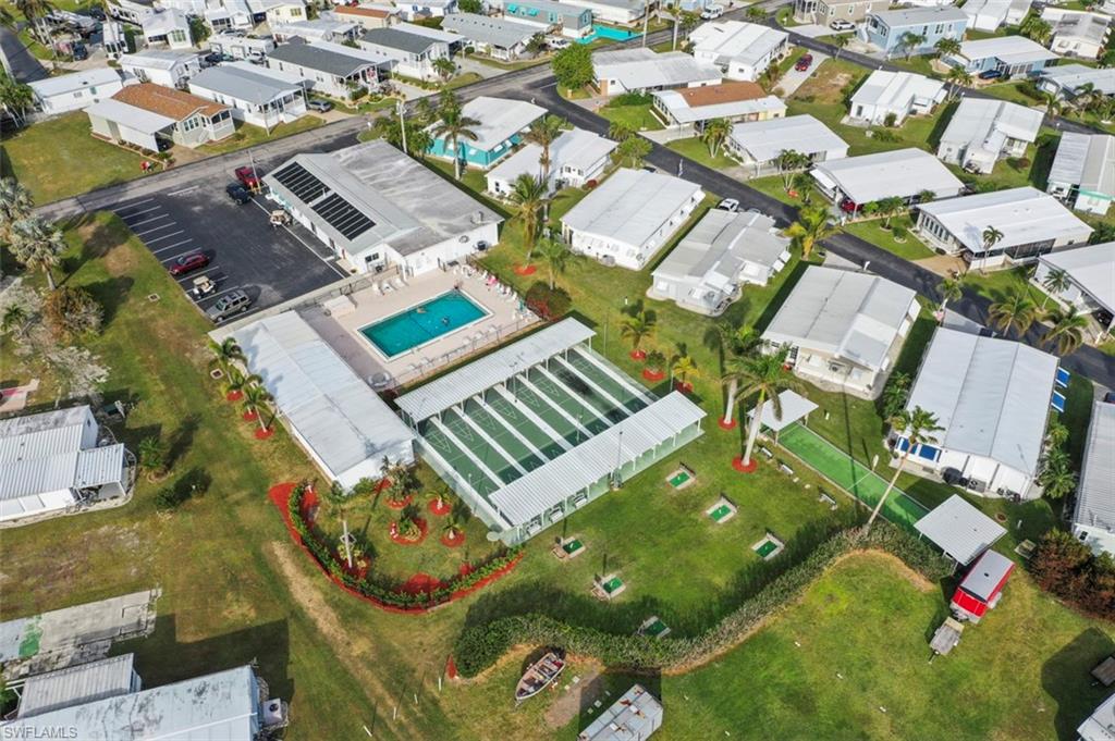 THUNDERBIRD MOBILE HOMES - Land