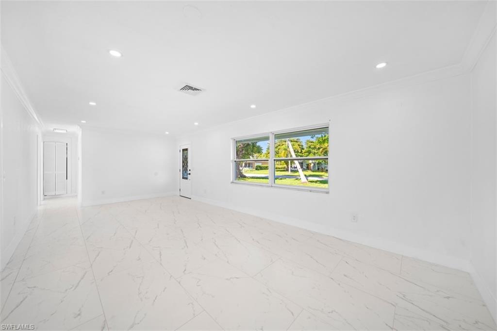 MCGREGOR GROVES - Residential