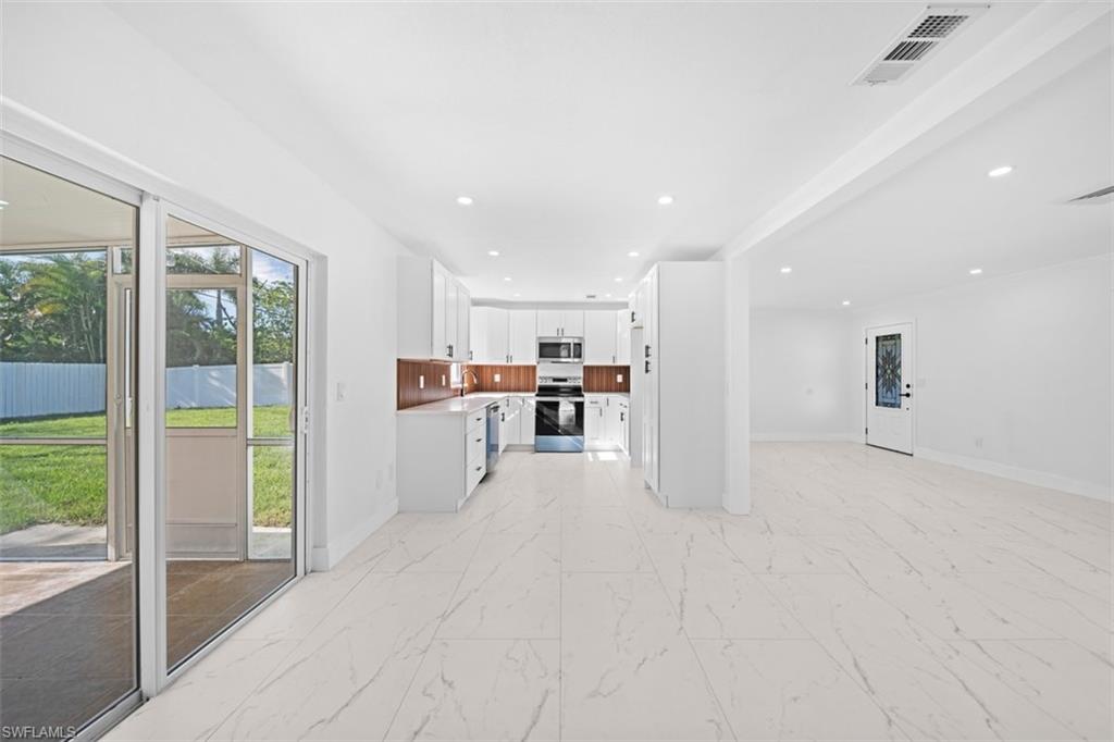 MCGREGOR GROVES - Residential