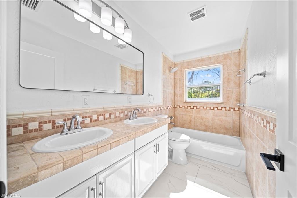 MCGREGOR GROVES - Residential