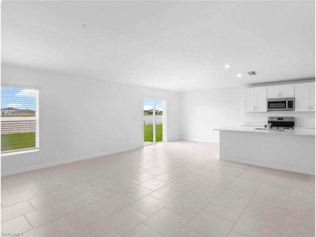 CRANE LANDING - Residential Lease