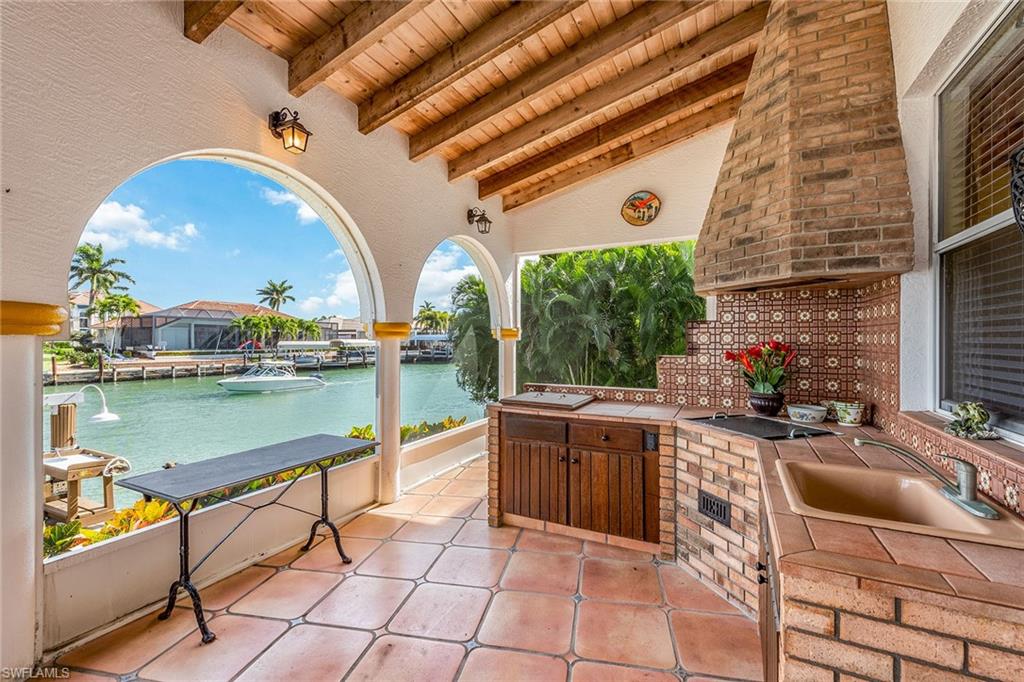MARCO ISLAND - Residential