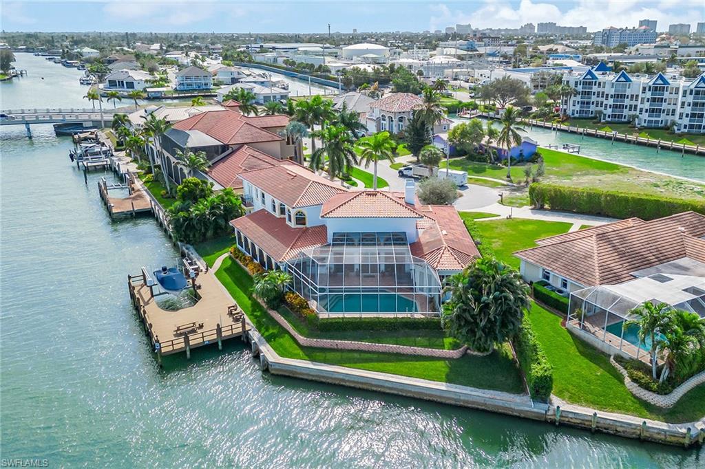 MARCO ISLAND - Residential