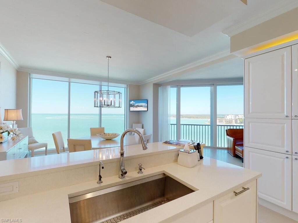RIVIERA - Residential