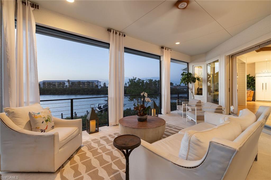 SOUTHPORT ON THE BAY - Residential