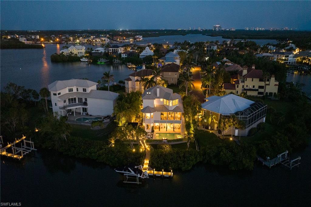 SOUTHPORT ON THE BAY - Residential