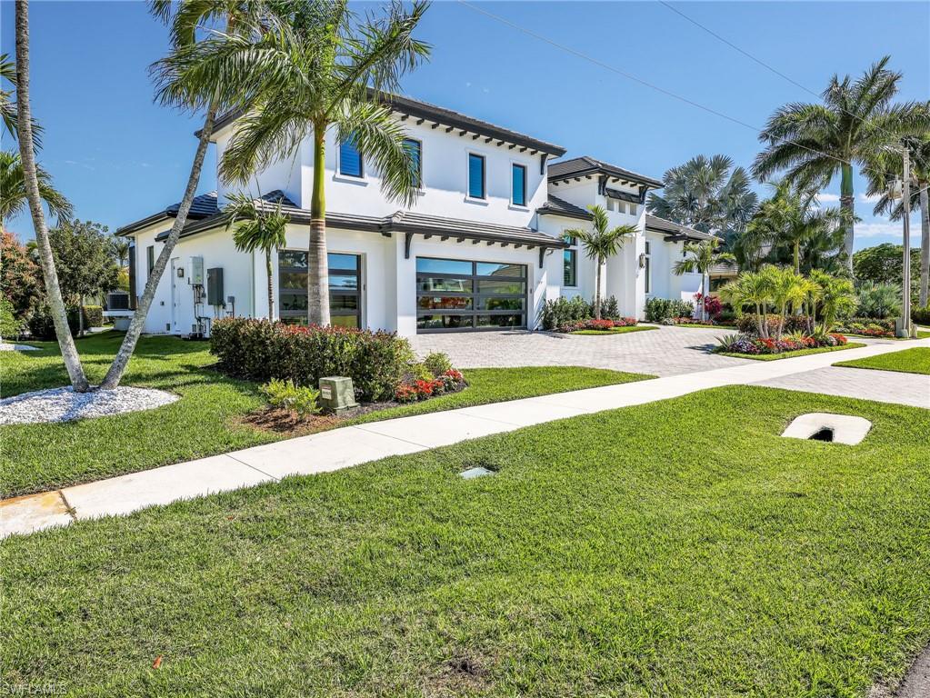 MARCO BEACH - Residential
