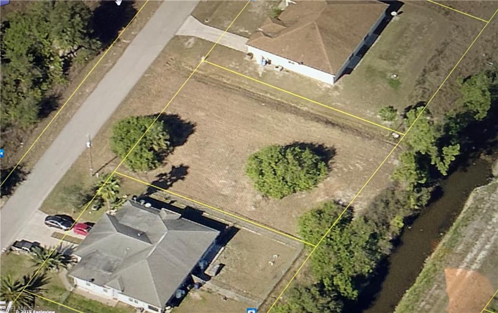 LEHIGH ACRES - Commercial Sale