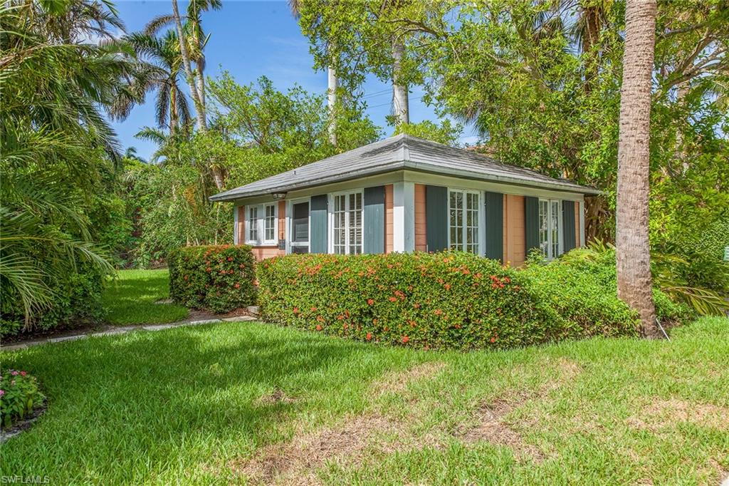 OLDE NAPLES - Residential