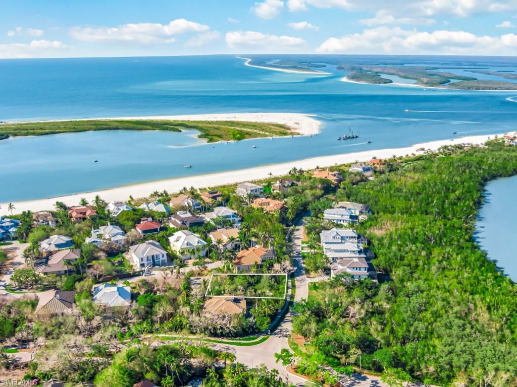 HIDEAWAY BEACH - Land