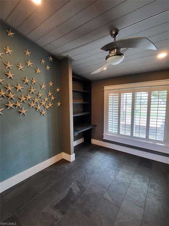 IMPERIAL GOLF ESTATES - Residential