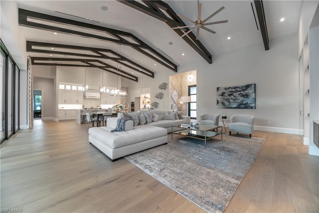 PINE RIDGE - Residential