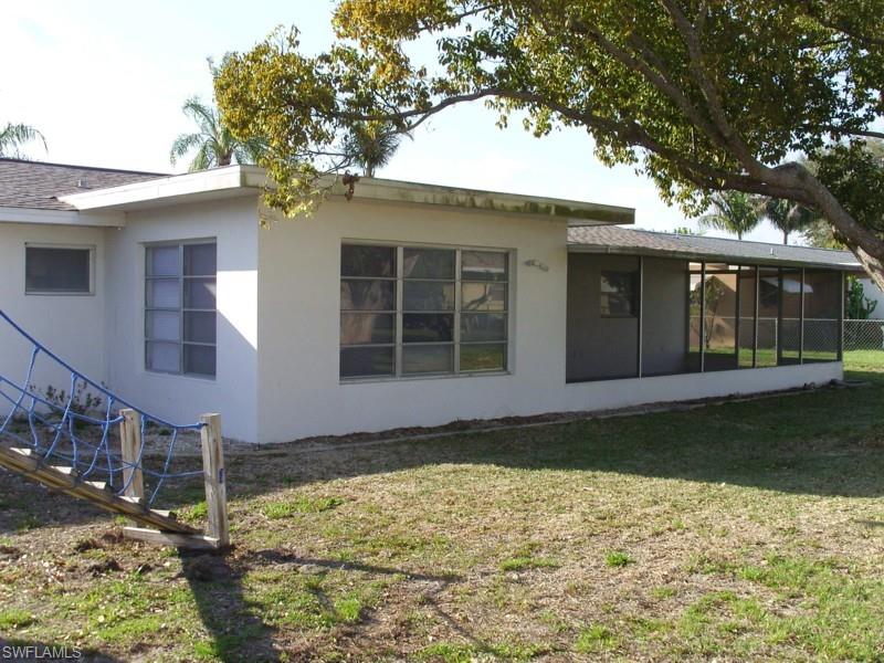 WILLOW LAKE - Residential Lease
