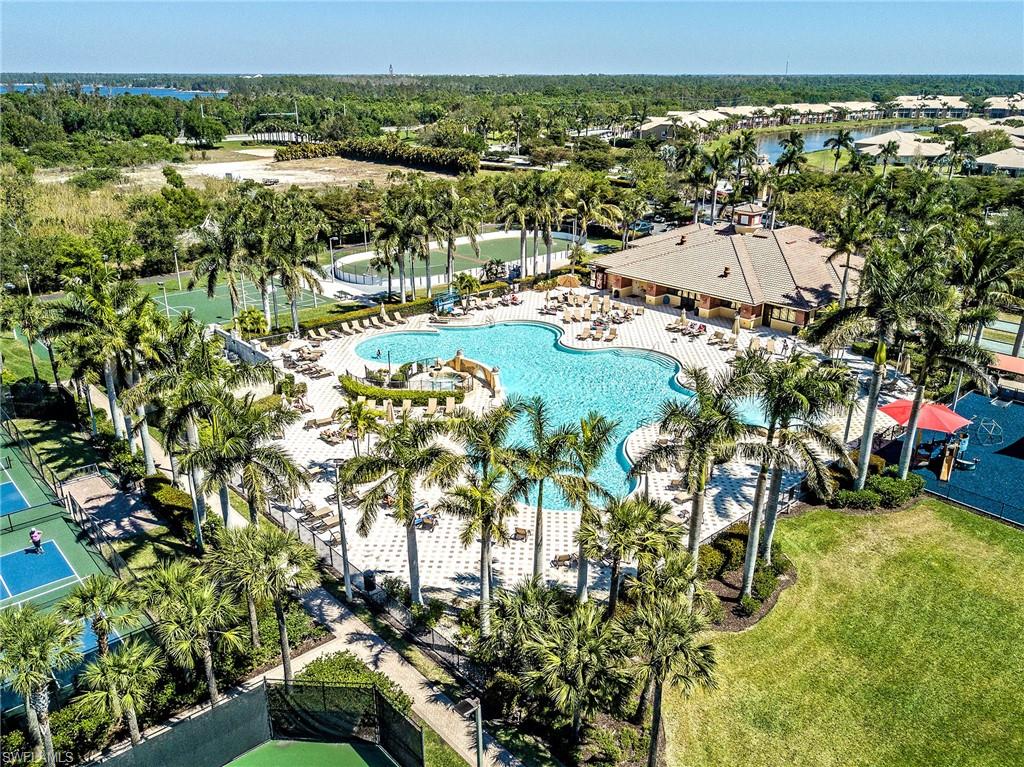 Beautiful 4 bedroom, 2 bath lakefront, pool/spa home.