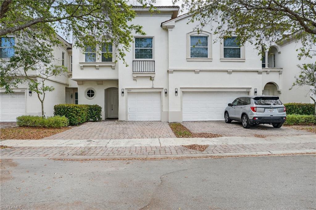 Great townhome in North Naples, stainless steel appliances and no carpet!
Close to Vanderbilt Beach, restaurants and shopping plazas. Resort style community pool, exercise room and. Falls of Portofino is a pet friendly community located in one of the best school districts in North Naples. The photographs currently displayed in this listing are of a comparable residence within the same community and are provided for illustrative purposes only.