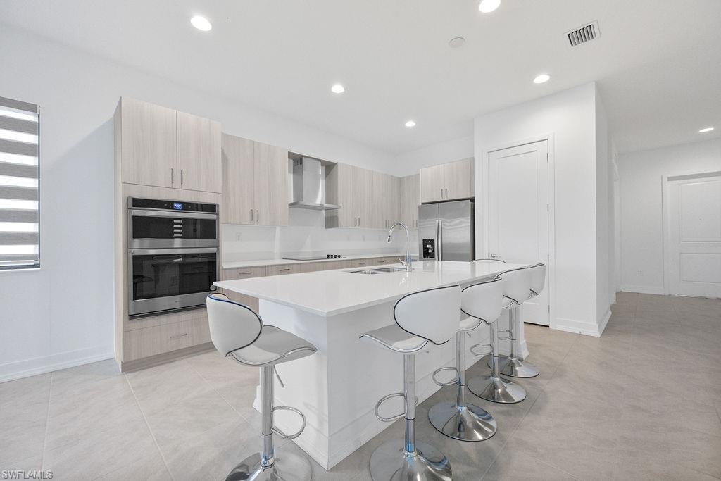 MAPLE RIDGE - Residential Lease