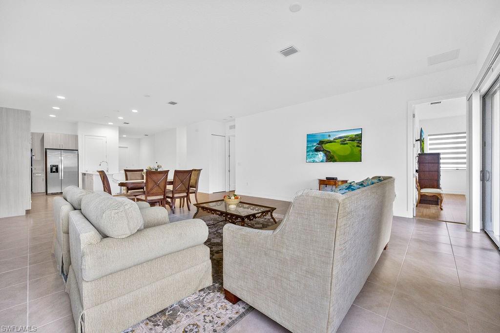 MAPLE RIDGE - Residential Lease