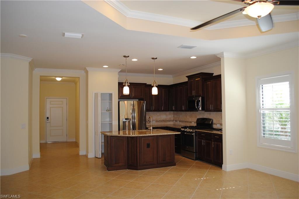 VILLA PALMERAS - Residential