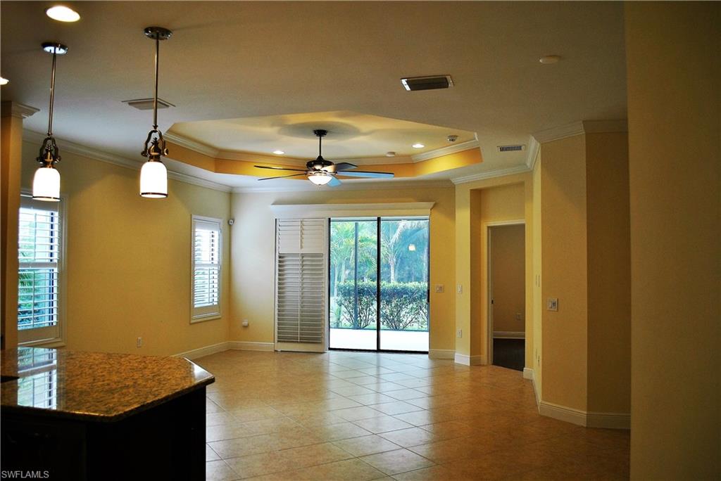 VILLA PALMERAS - Residential