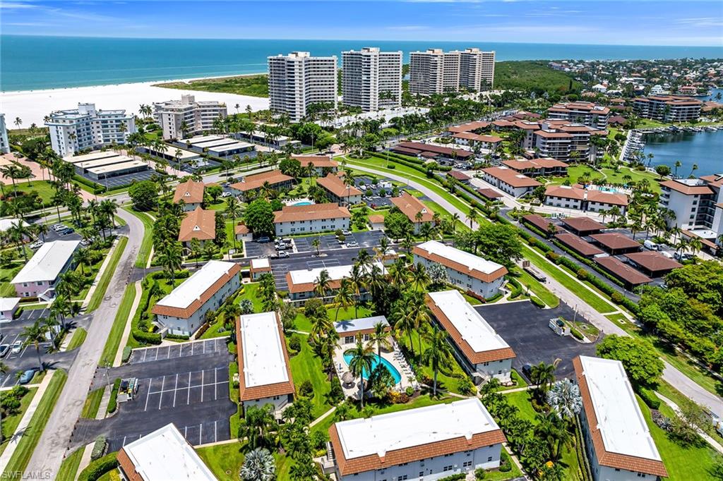 SEABREEZE CONDO - Residential