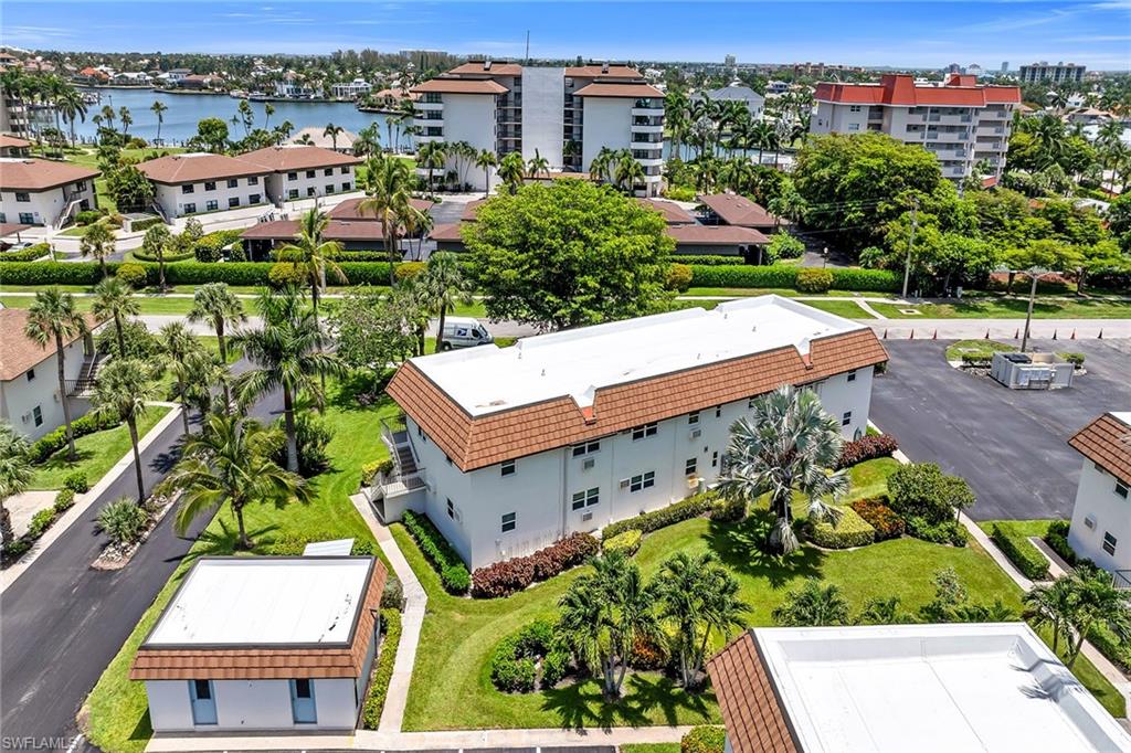 SEABREEZE CONDO - Residential