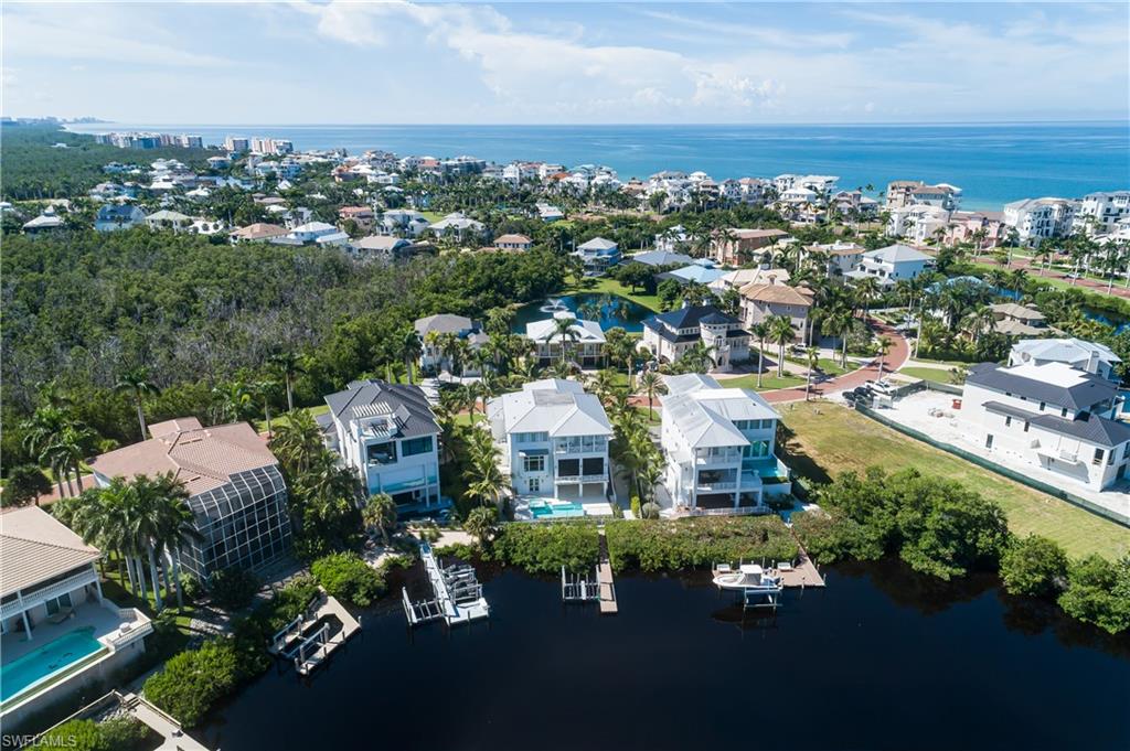 SOUTHPORT ON THE BAY - Residential