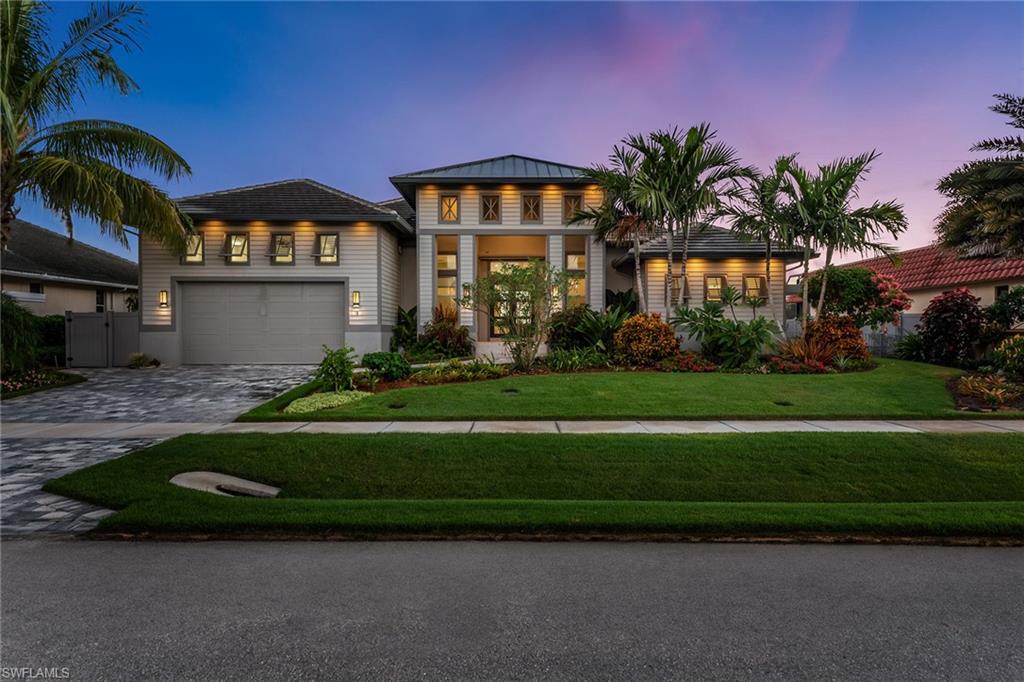 MARCO BEACH - Residential