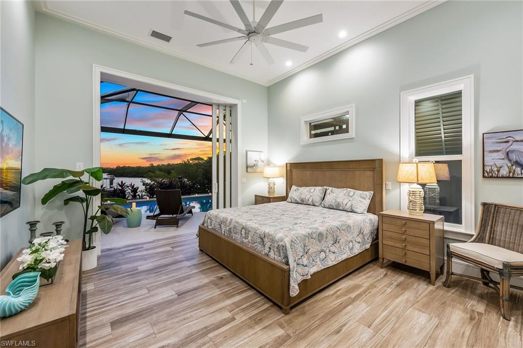 MARCO BEACH - Residential