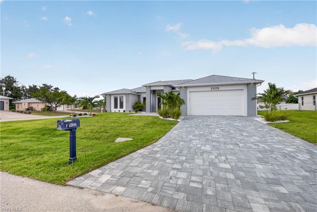 CAPE CORAL - Residential