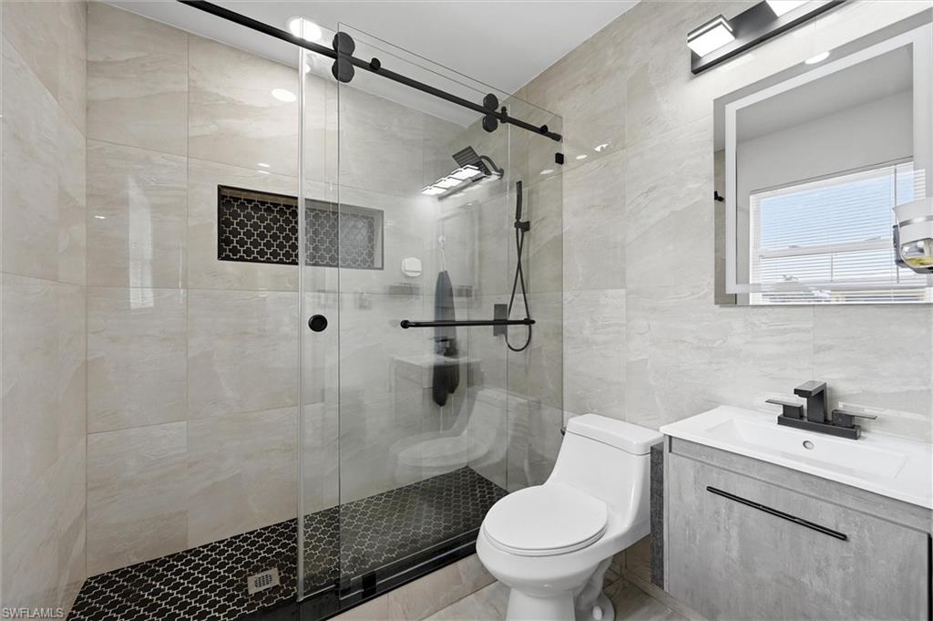SABAL PALM GARDENS - Residential