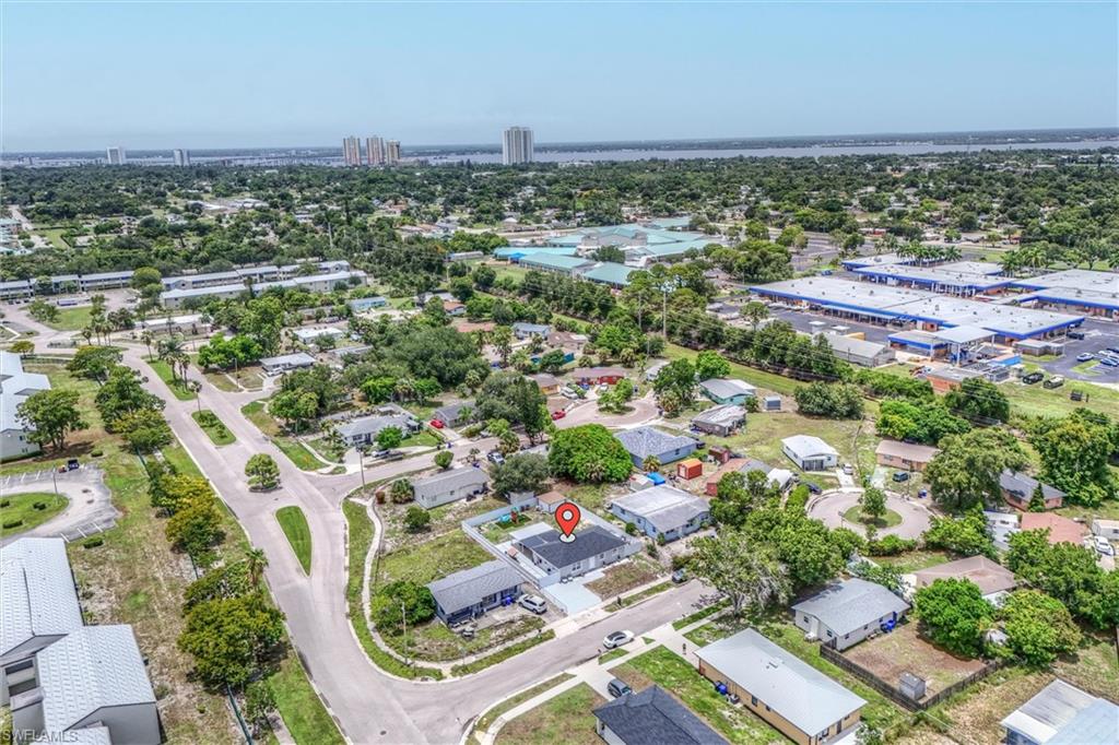 SABAL PALM GARDENS - Residential