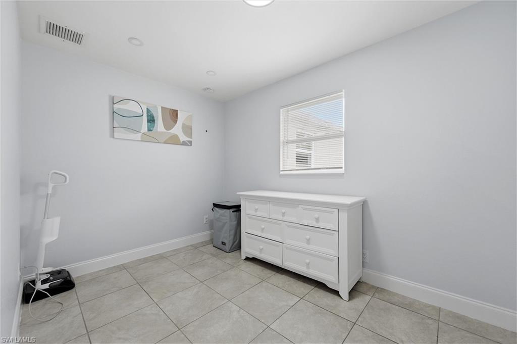 SABAL PALM GARDENS - Residential