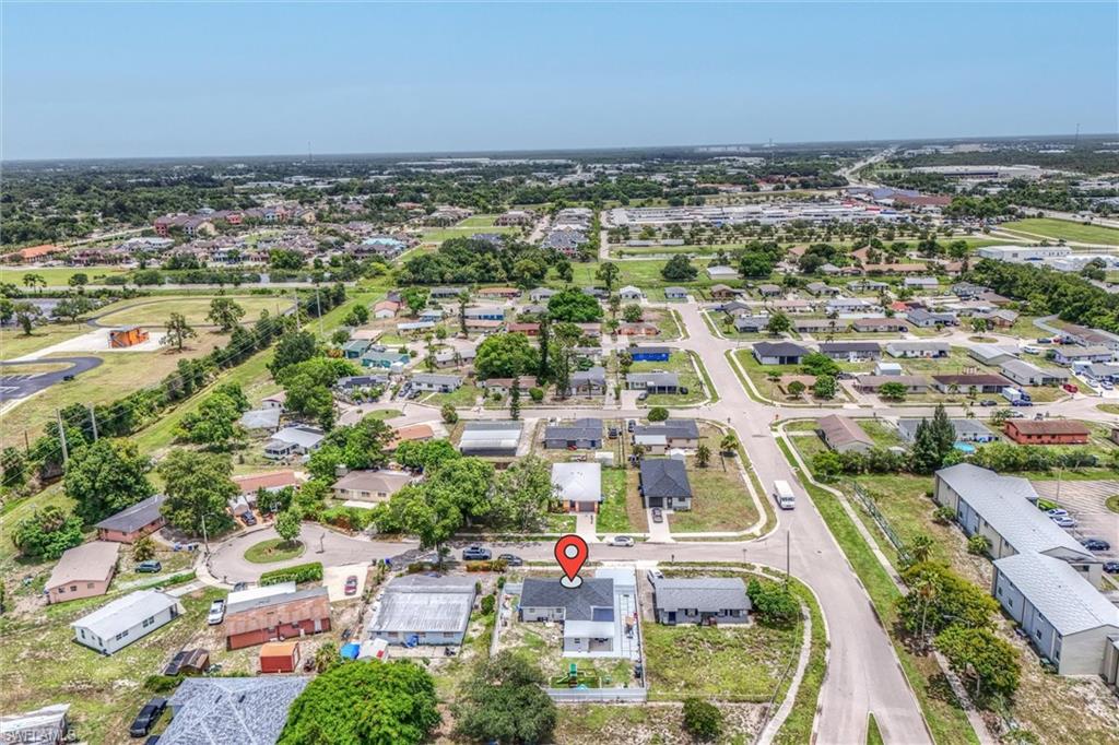 SABAL PALM GARDENS - Residential