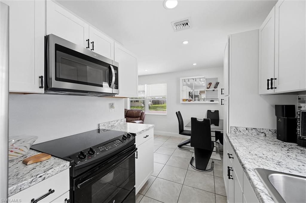 SABAL PALM GARDENS - Residential