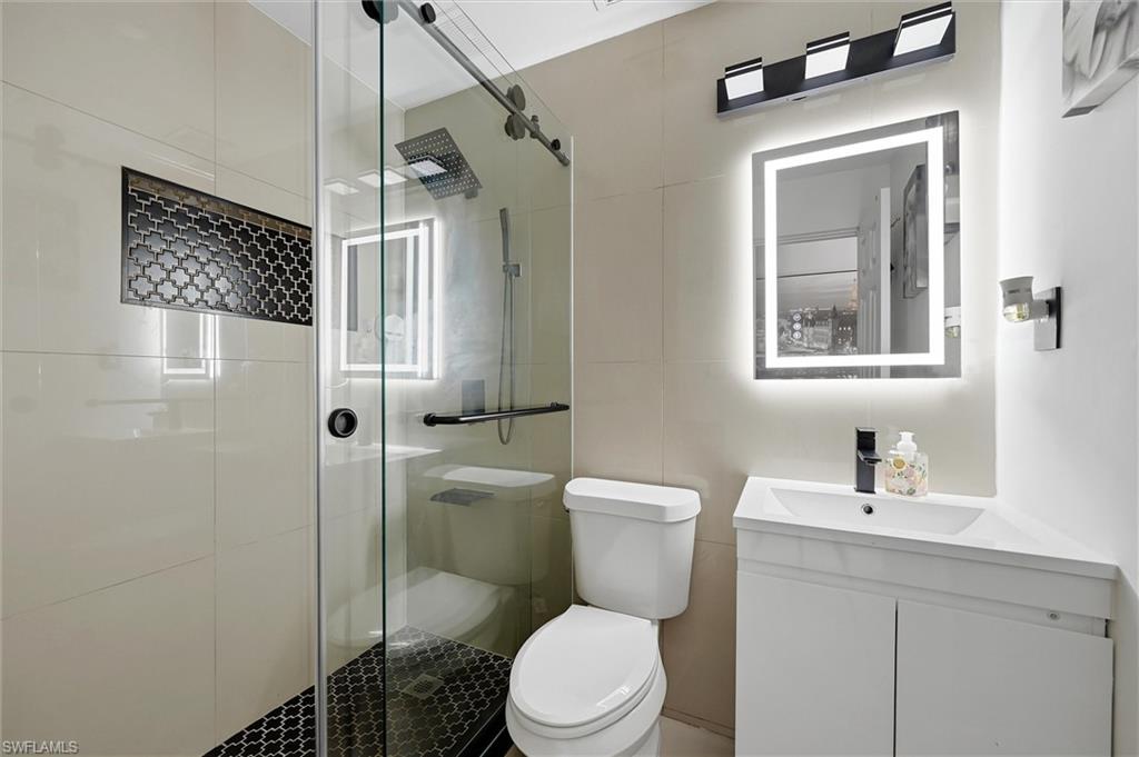 SABAL PALM GARDENS - Residential