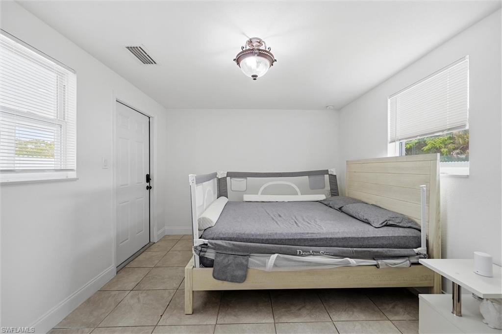 SABAL PALM GARDENS - Residential