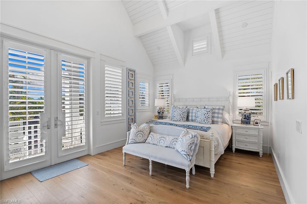 OLDE NAPLES - Residential