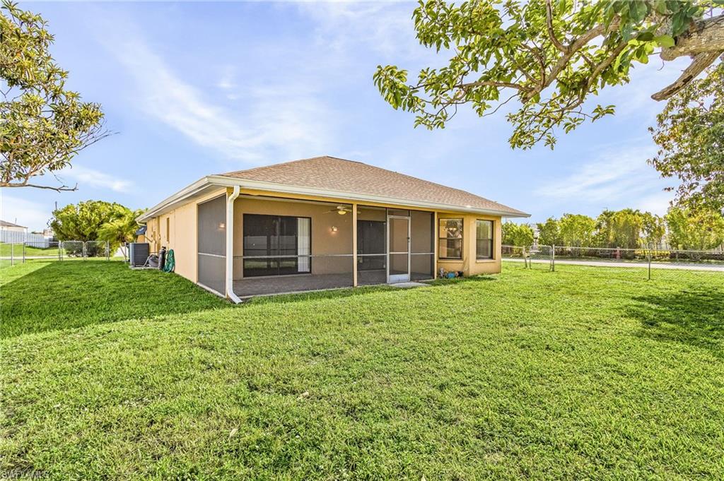 CAPE CORAL - Residential