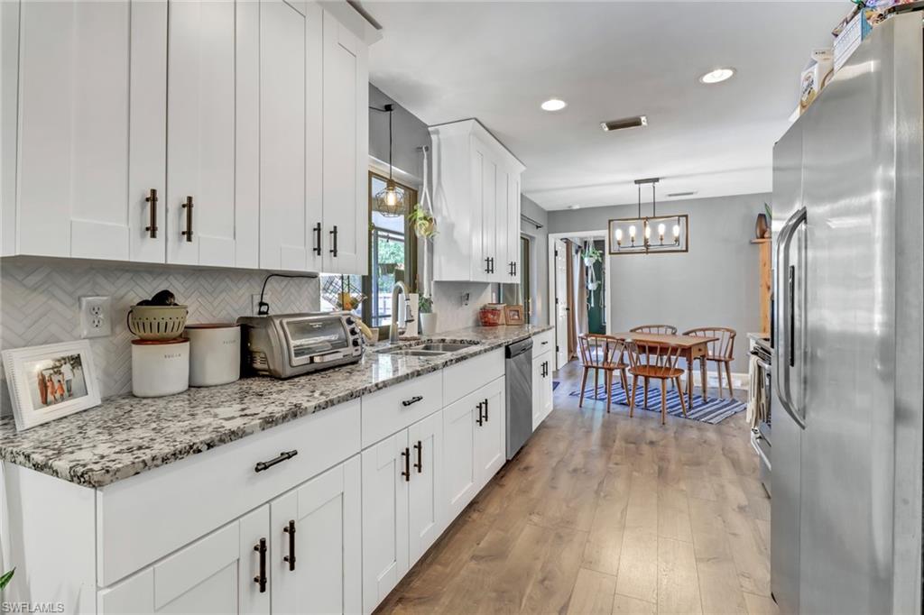 GOLDEN GATE ESTATES - Residential