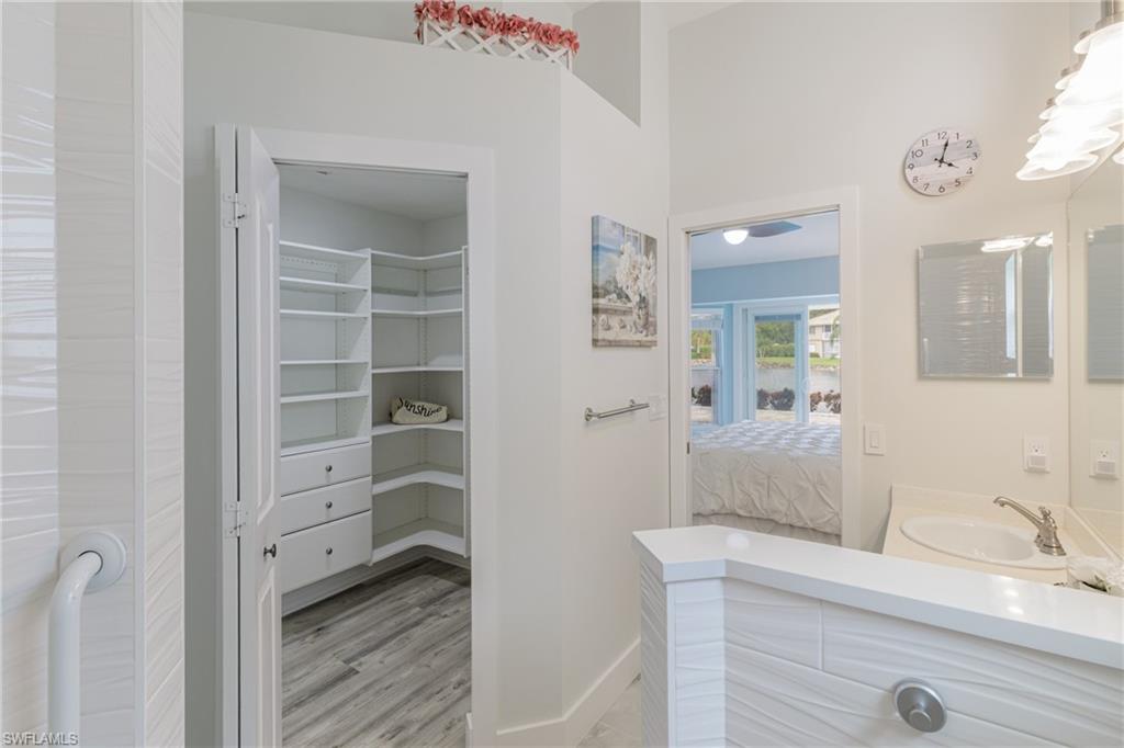 MUSTANG VILLAS - Residential Lease