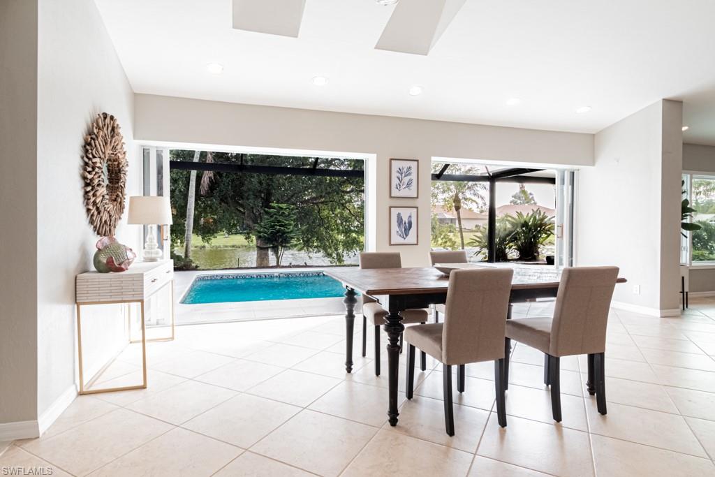 LONGSHORE LAKE - Residential