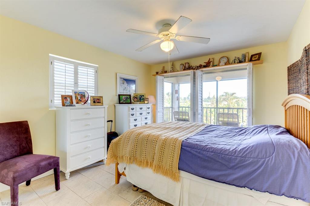 DAVIS WOODS CONDOMINIUM - Residential