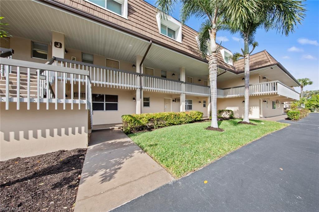 ISLAND MANOR APTS - Residential
