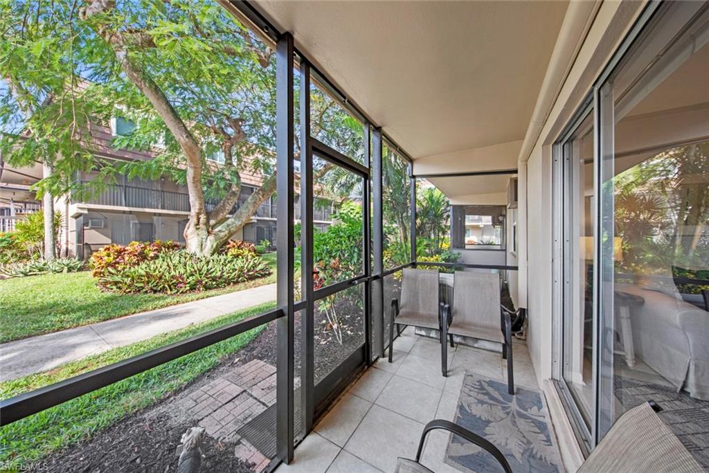 ISLAND MANOR APTS - Residential