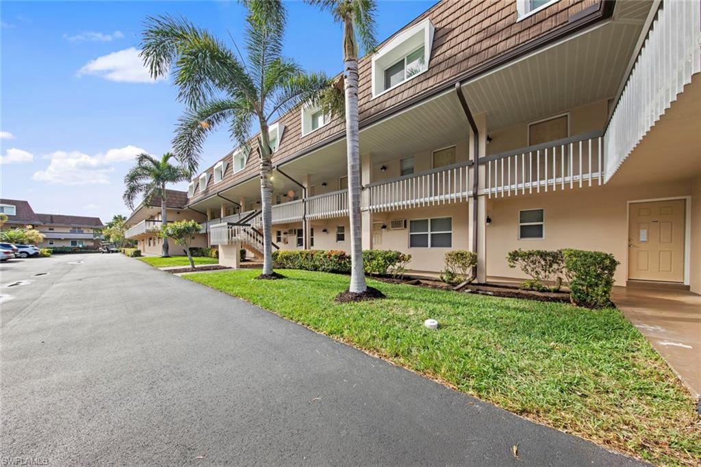 ISLAND MANOR APTS - Residential