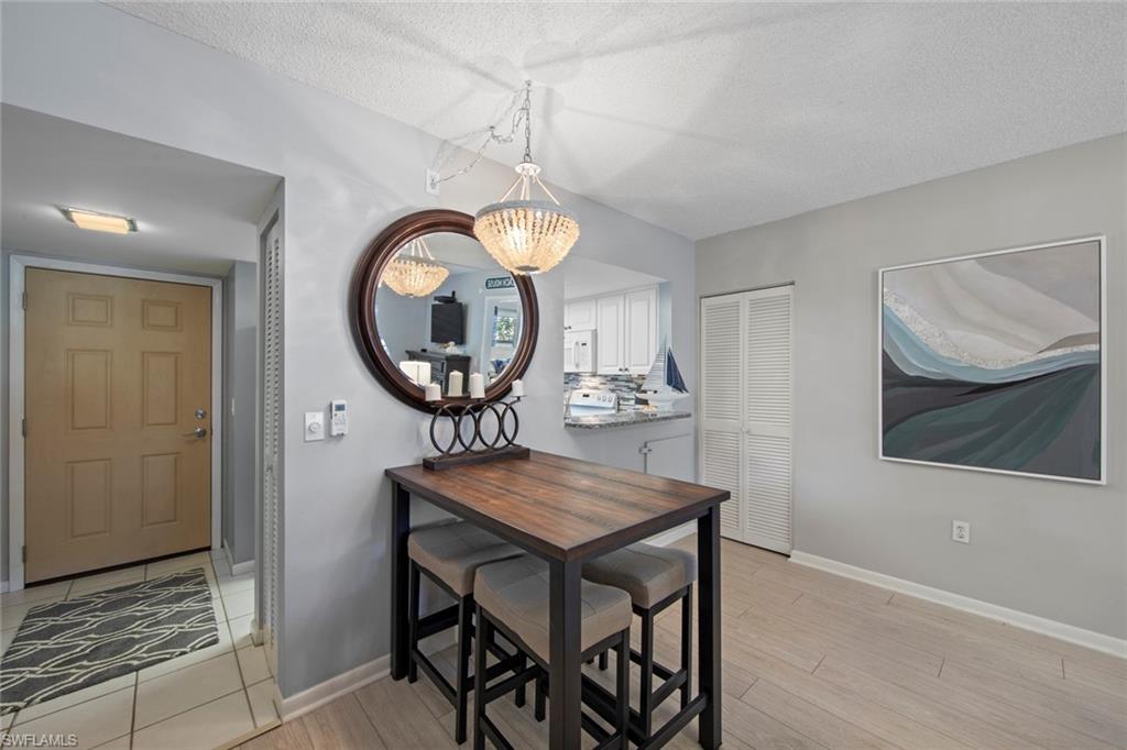 ISLAND MANOR APTS - Residential
