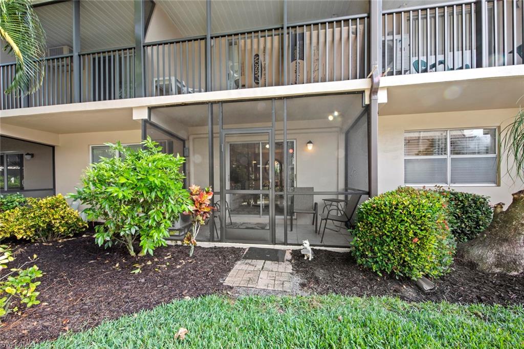 ISLAND MANOR APTS - Residential