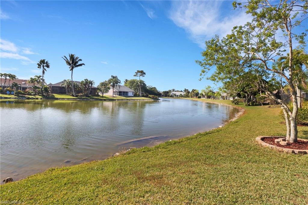 QUEENS PARK AT LAGO VERDE - Residential