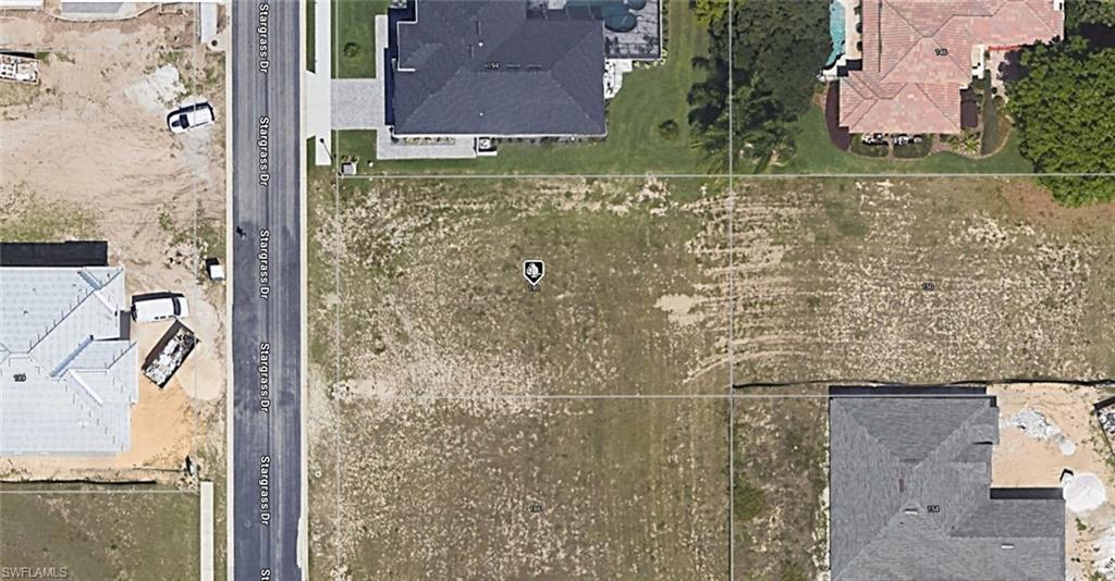 ACREAGE - Land